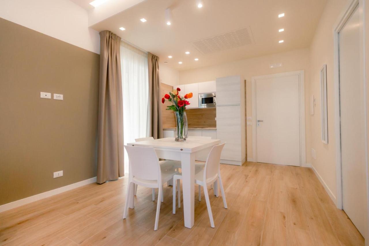 Domina Apartments Монополи Екстериор снимка