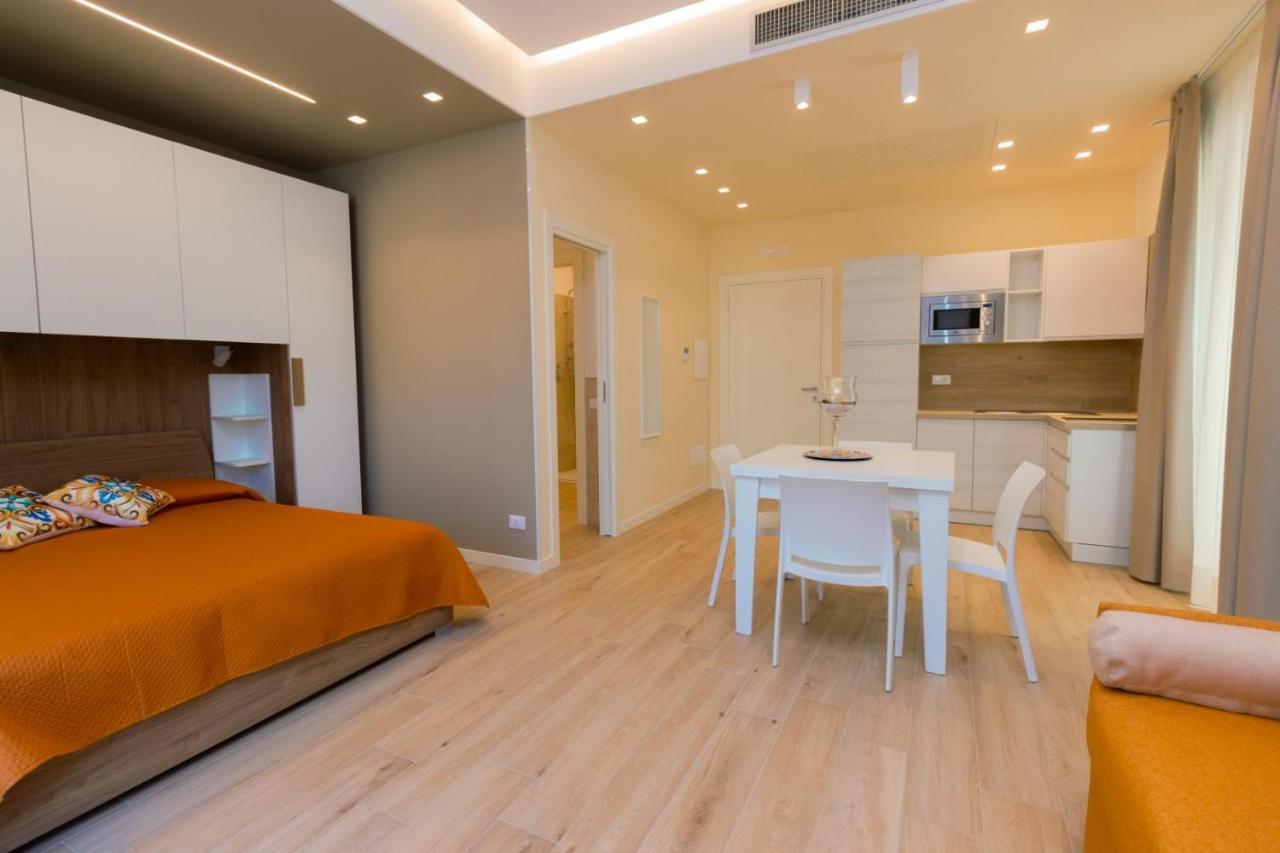 Domina Apartments Монополи Екстериор снимка