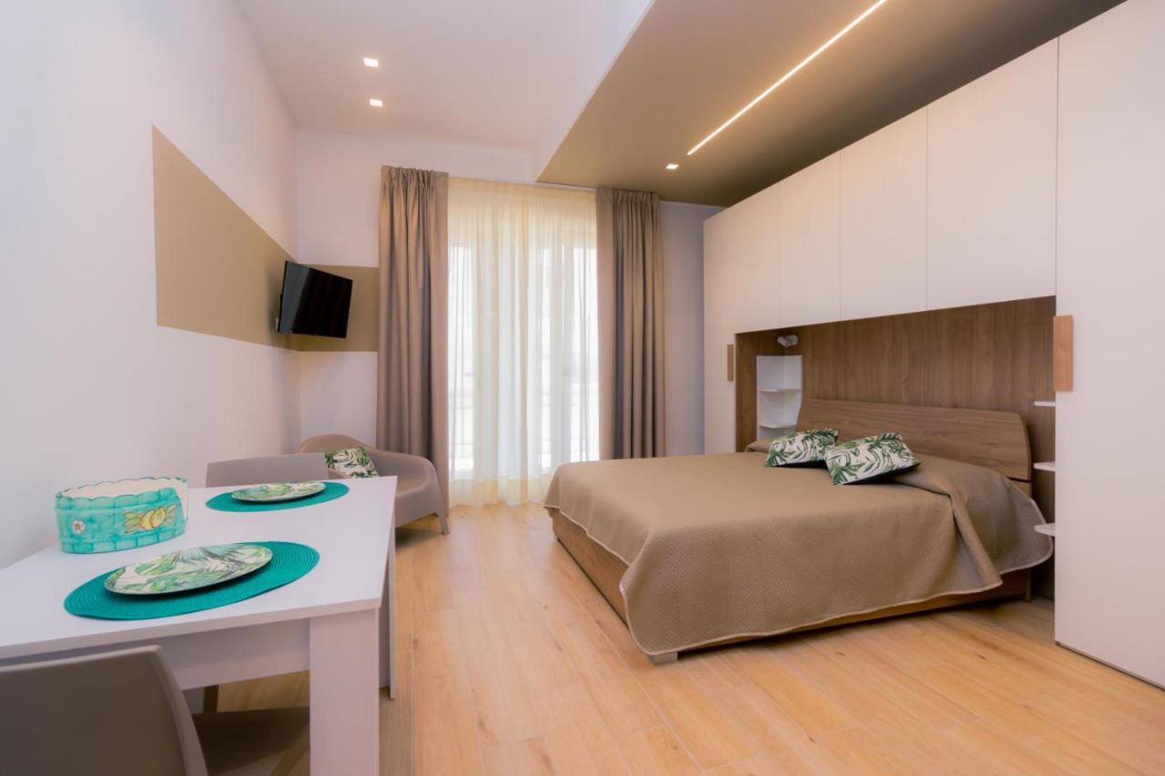 Domina Apartments Монополи Екстериор снимка
