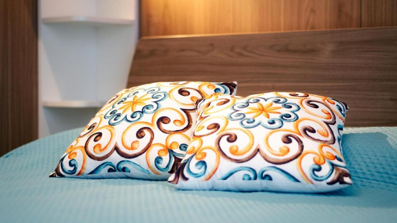 Domina Apartments Монополи Екстериор снимка
